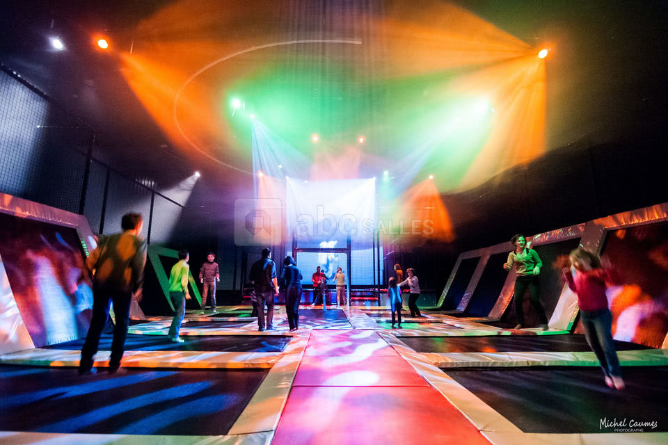 Parc de trampolines géant