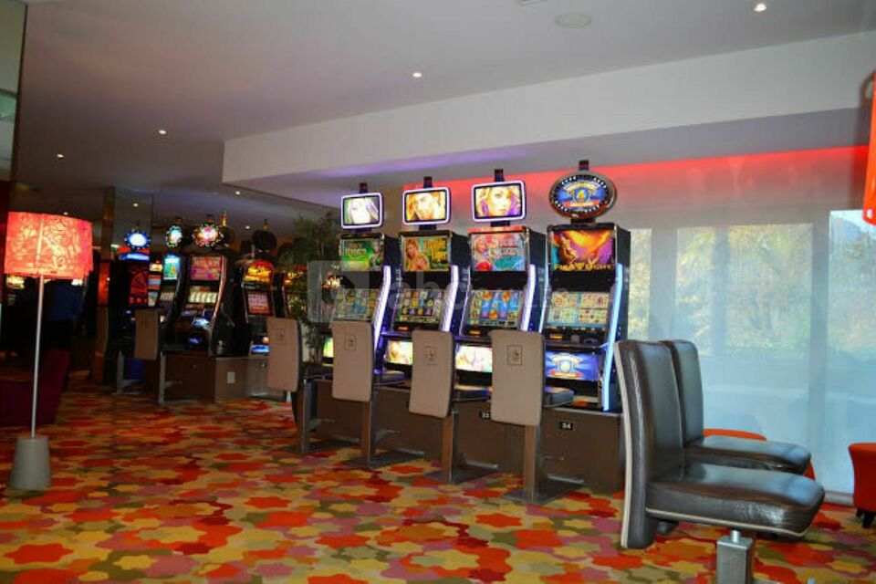Casino Poker Bowl