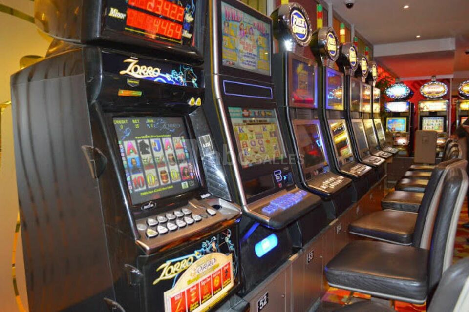 Casino Poker Bowl