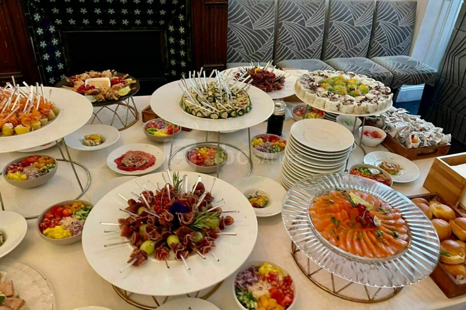 Présentation du buffet royal