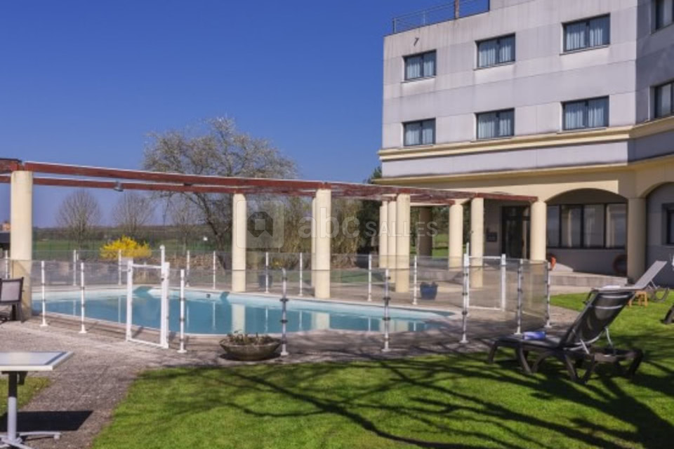 Hôtel Restaurant Le Paddock