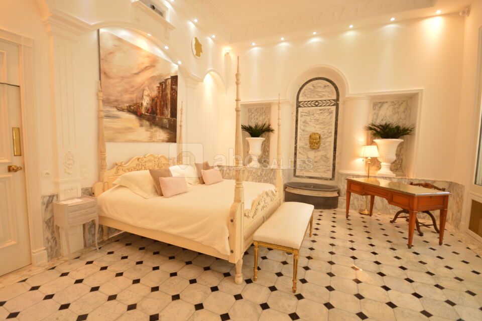 White House Cannes - Luxury Villa Rental