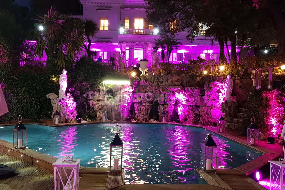 Piscine et cascades