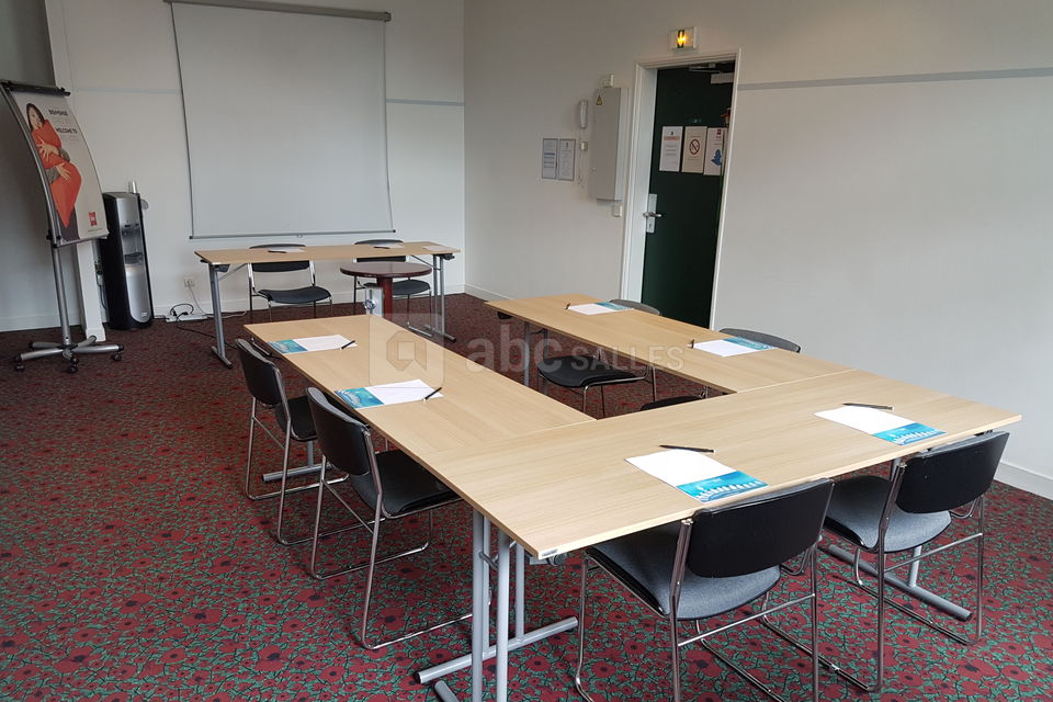 Hôtel Ibis Paris Porte de Bercy