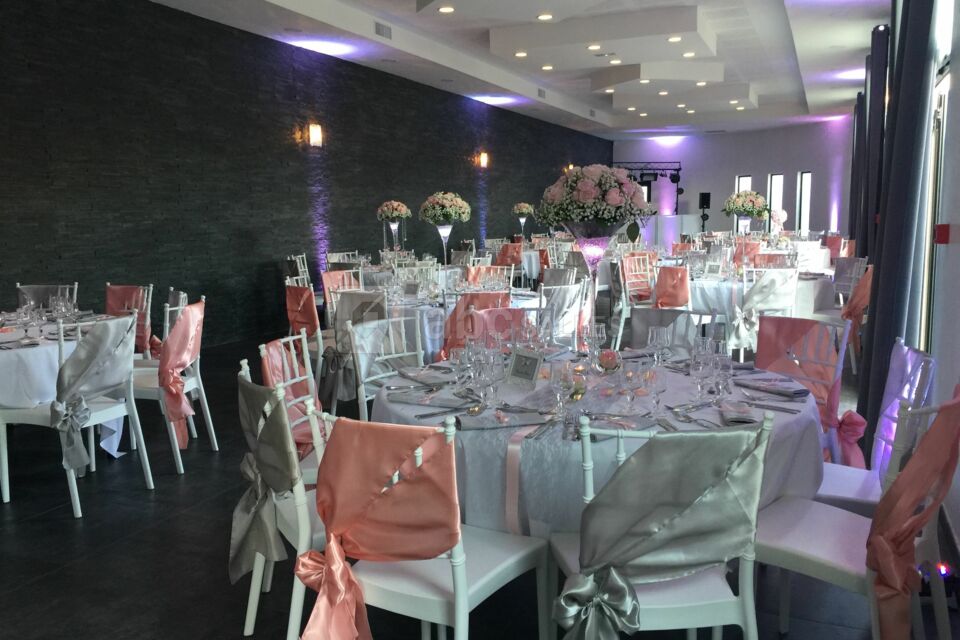 Salle de reception 77 Mary d'Arvigny LE PATIO 160 pers