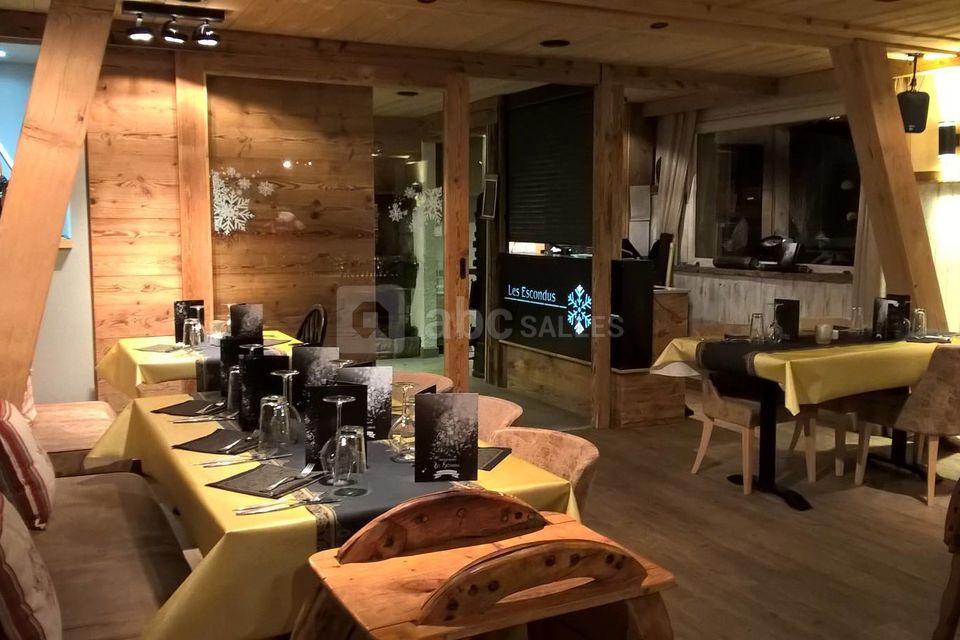 Les Escondus