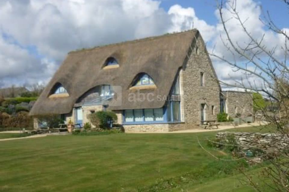 Vue générale de la chaumière coté hébergement