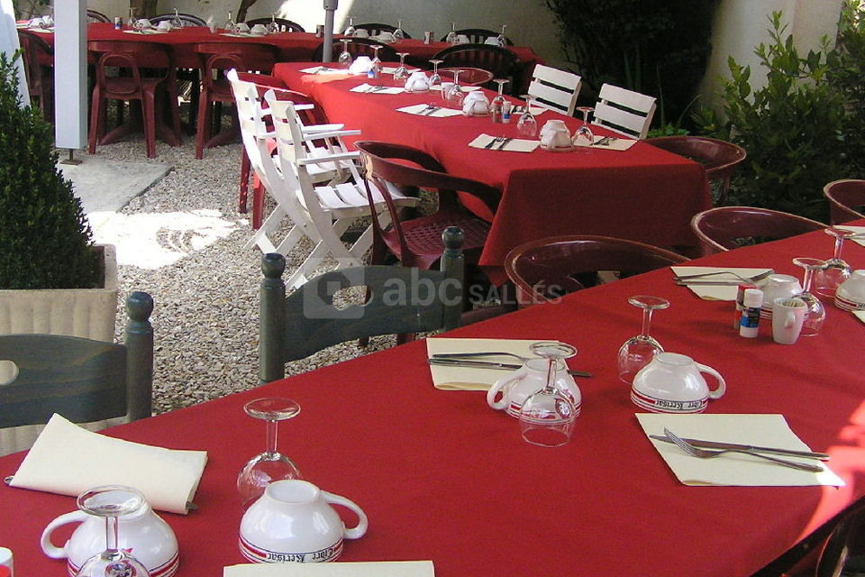 REPAS D'AFFAIRE ESTIVAL