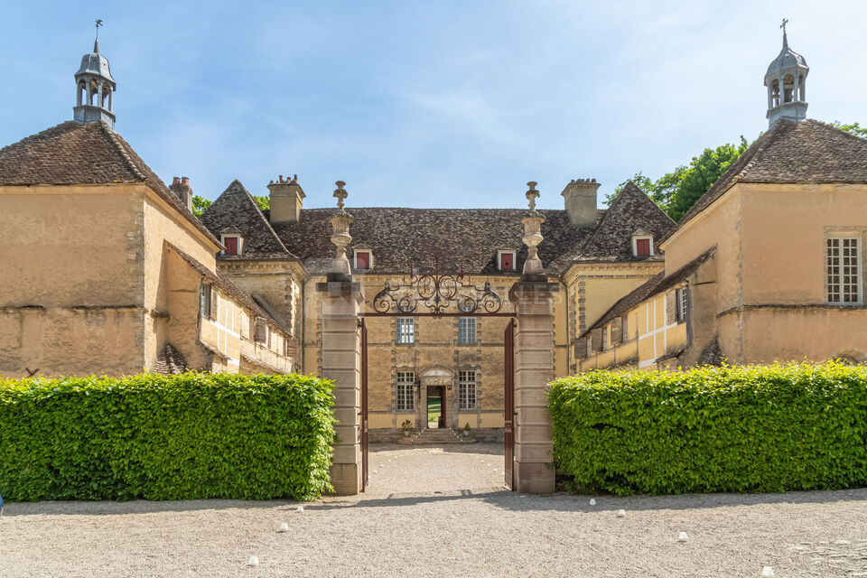 Château d'Entre-Deux-Monts