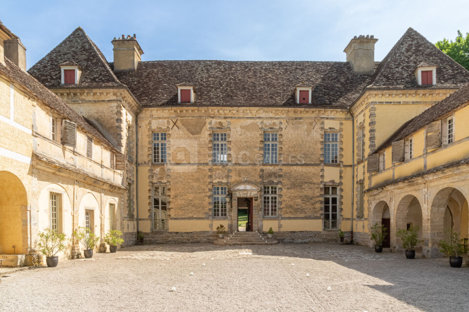Château d'Entre-Deux-Monts