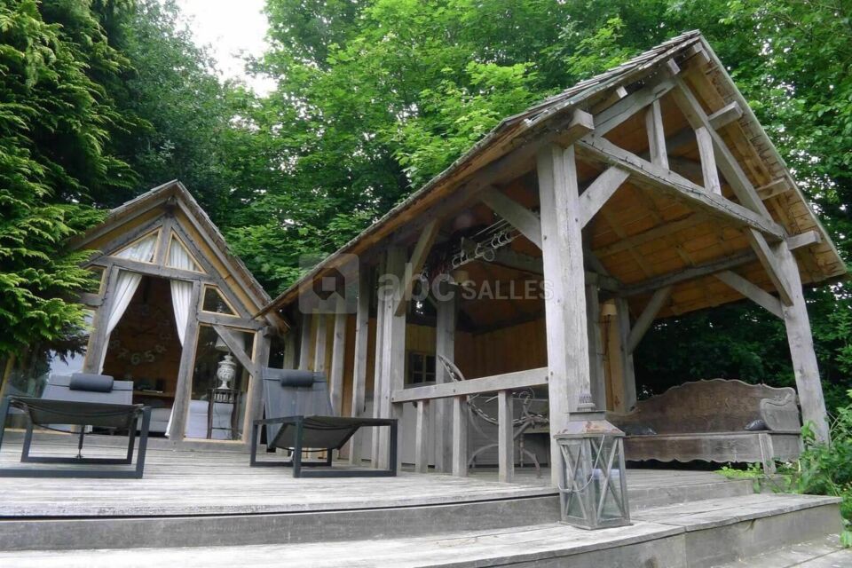 Cabanes au fond du jardin
