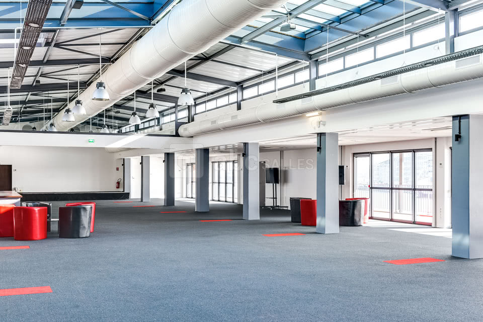 Salle entière 491 m² - Vue sur la Seine