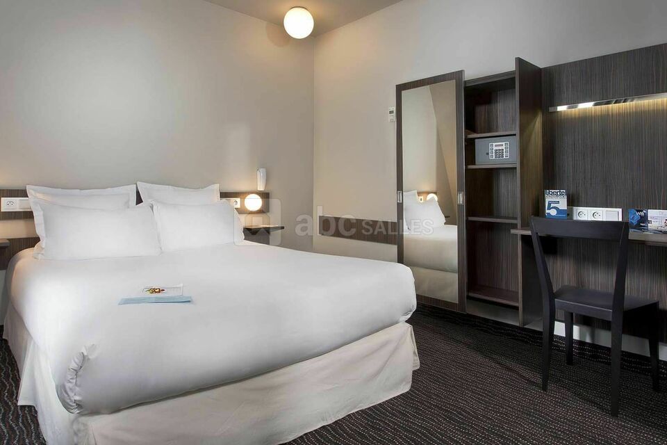 Libertel Gare de l'Est Français