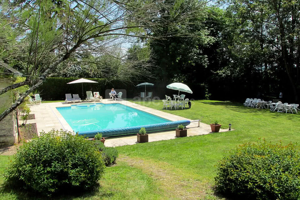 Espace piscine pour le brunch