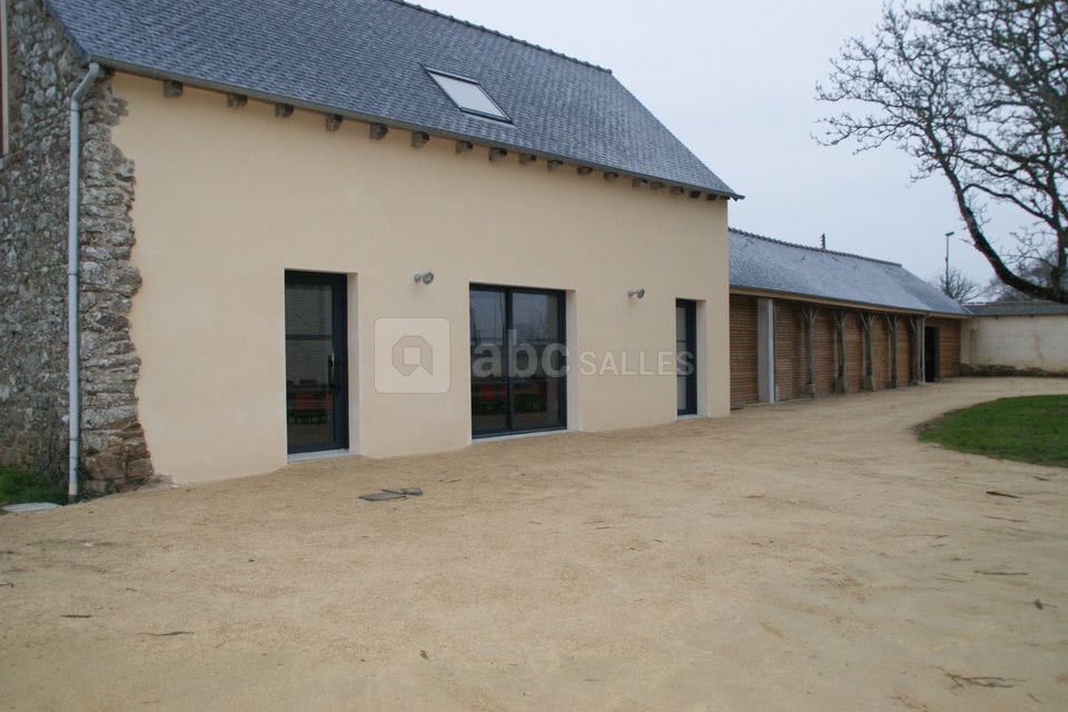 Salle de réunion : vue extérieur