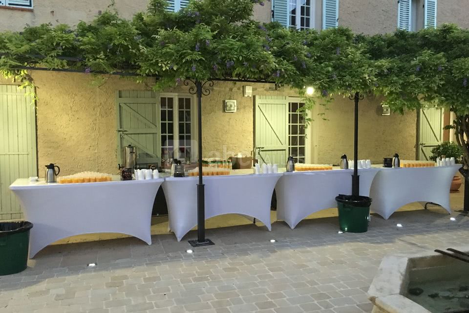 Préparation petits déjeuners pour 400 personnes