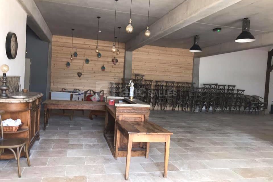 Grande salle côté bar