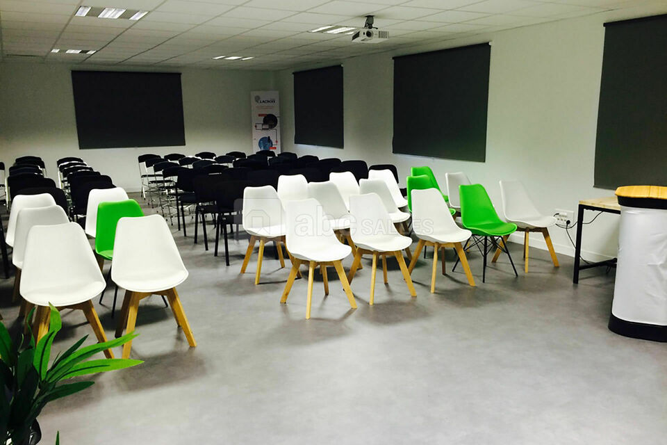 Salle de séminaire privatisée 75m2
