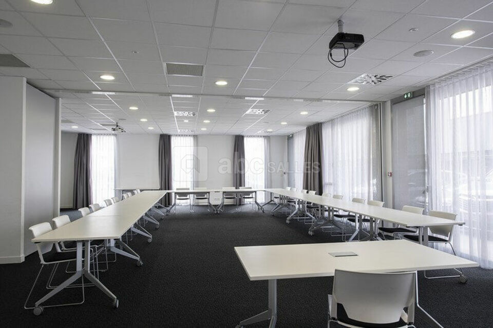 AKENA Salle de Séminaire