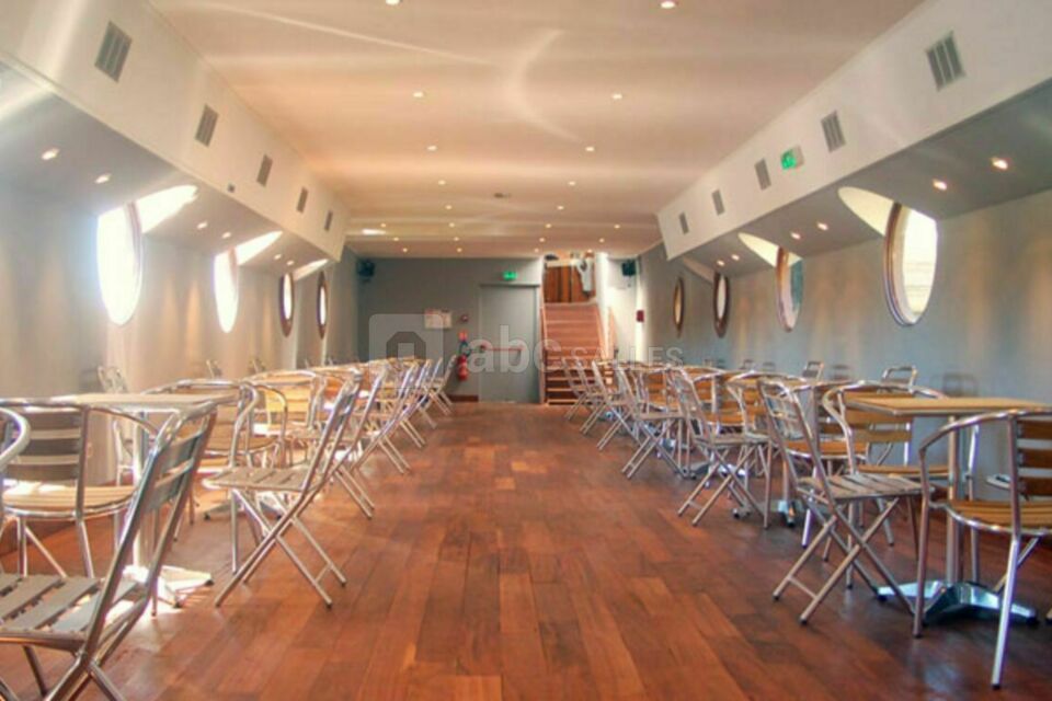 La Péniche de Notre Dame de Paris