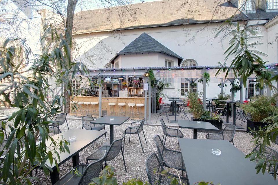 Café A