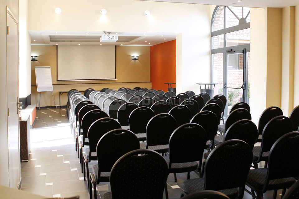 Salle configuration conférence
