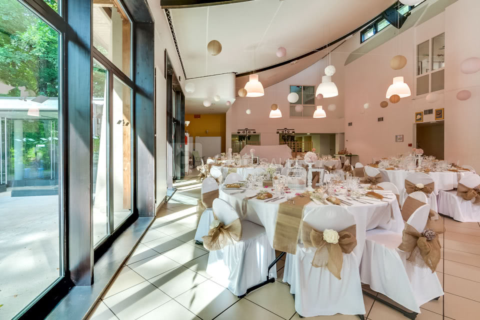Salle de Brabois - Table ronde