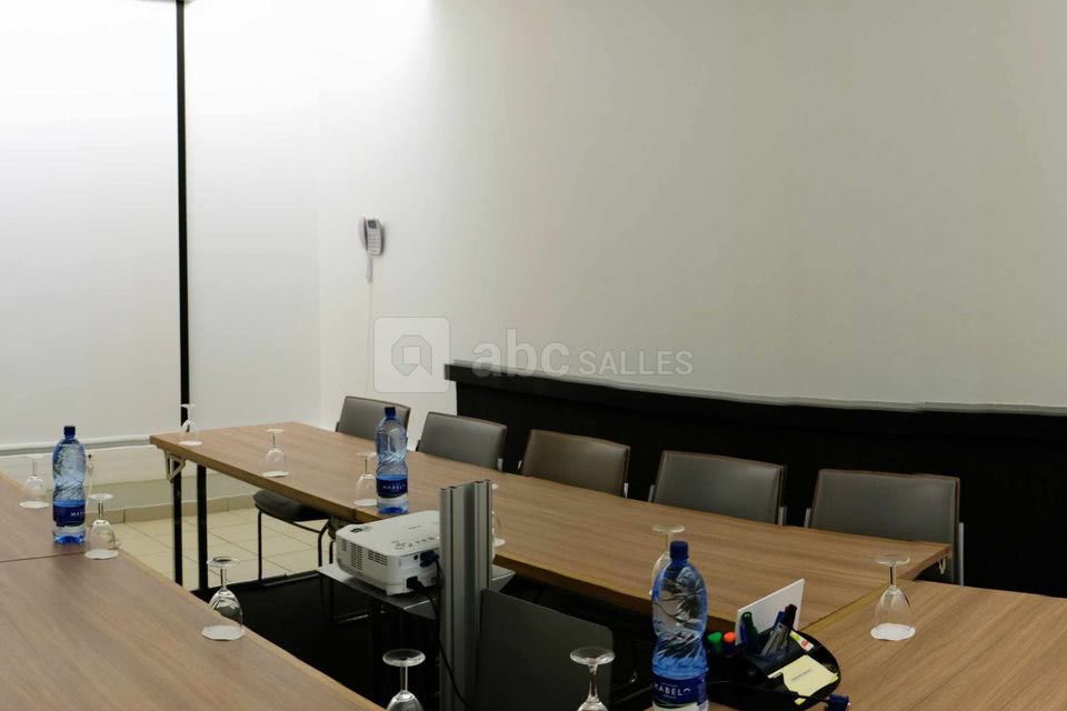 Salle de reunion 15 personnes