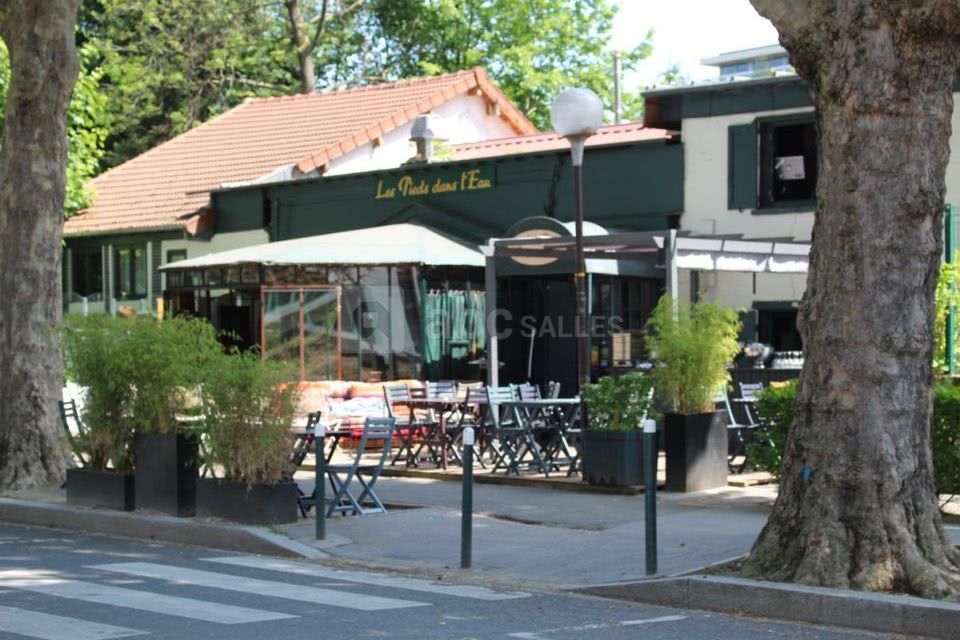 Restaurant Les Pieds Dans l'Eau