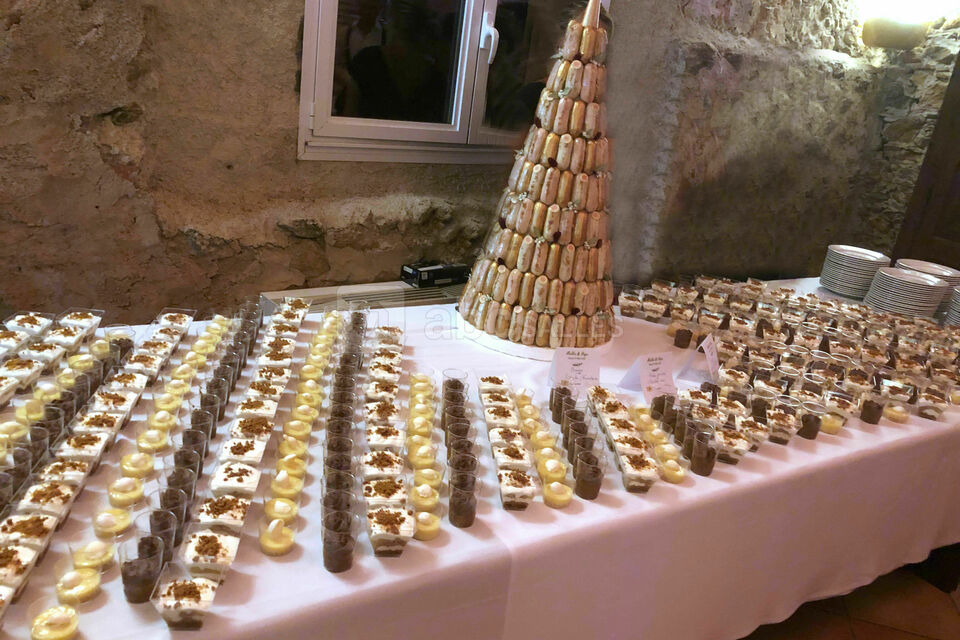 Mignardises et pièce montée