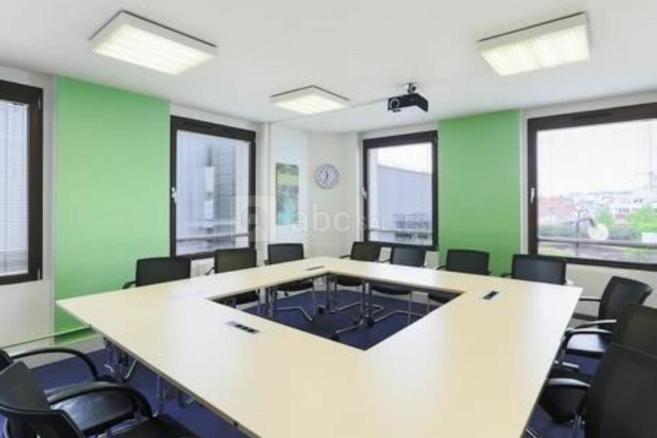 regus strasbourg tour europe