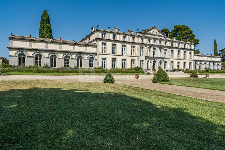 Façade