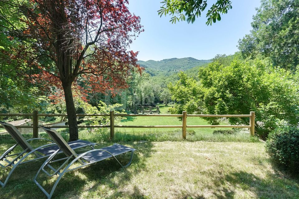 Vue sur l'espace de l"ancienne roseraie
