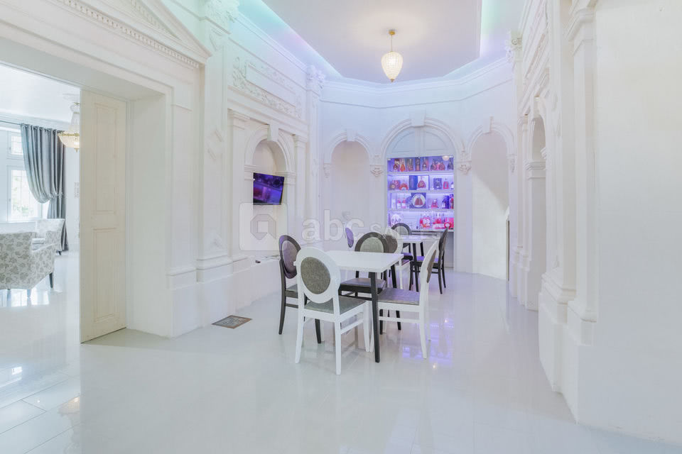 Salle petit déjeuner château