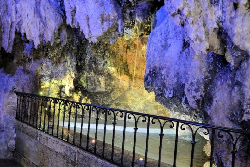 La Grotte