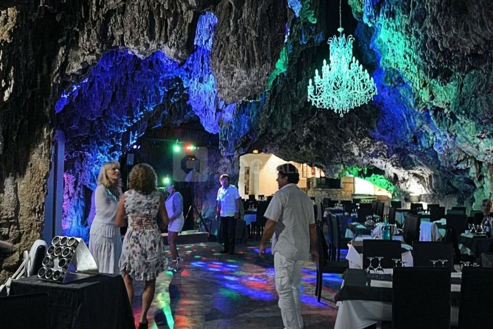 La Grotte