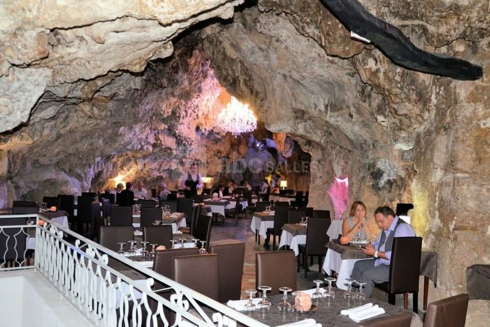 La Grotte