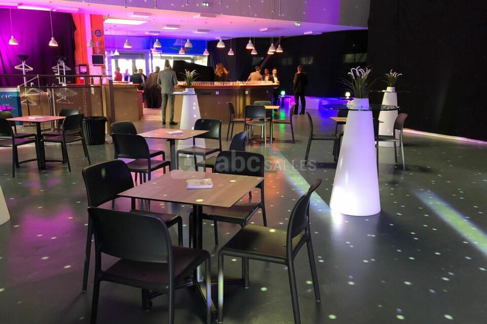 L'Espace 111