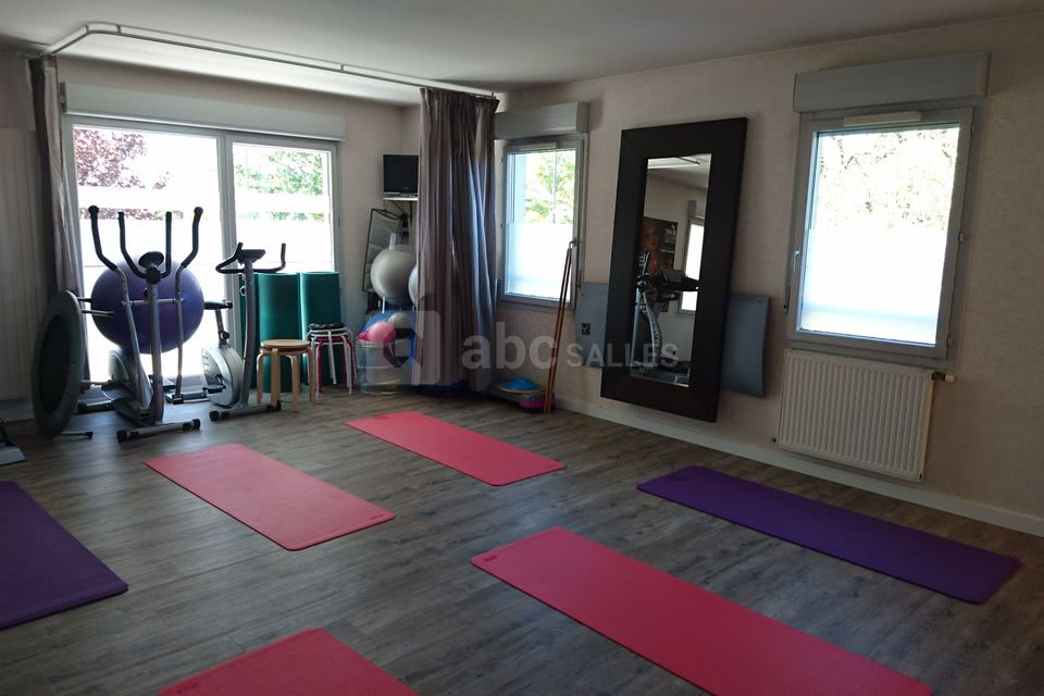 Salle idéale pour yoga, pilates, tai chi, chi qong..