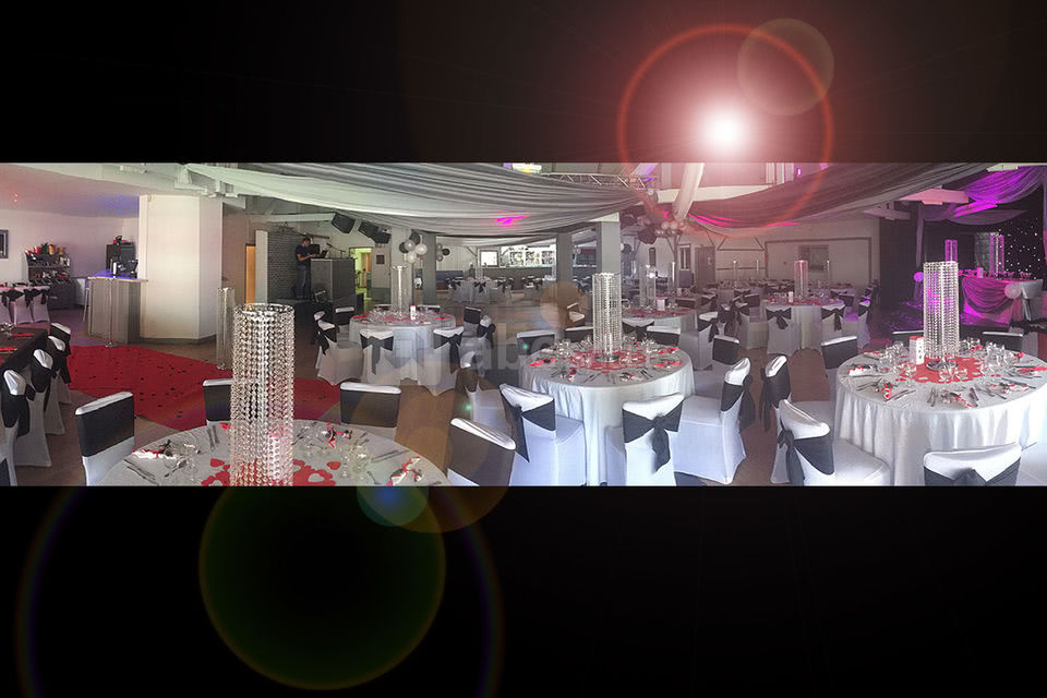 SALLE DE RESTAURANT
