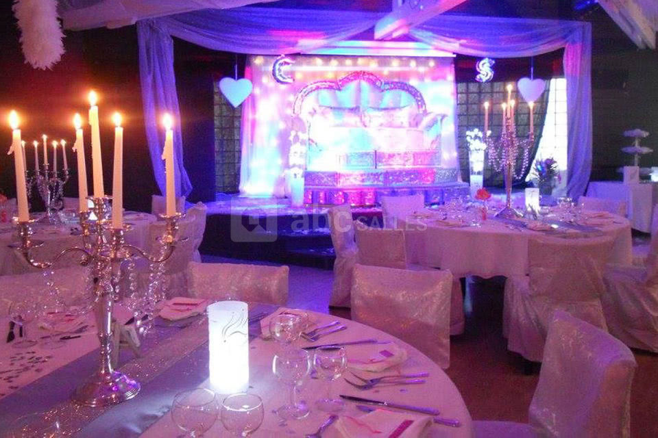 SALLE DECO