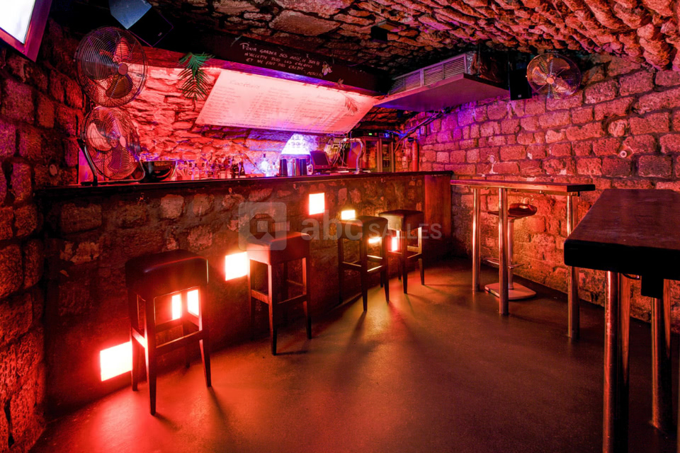 Bar III