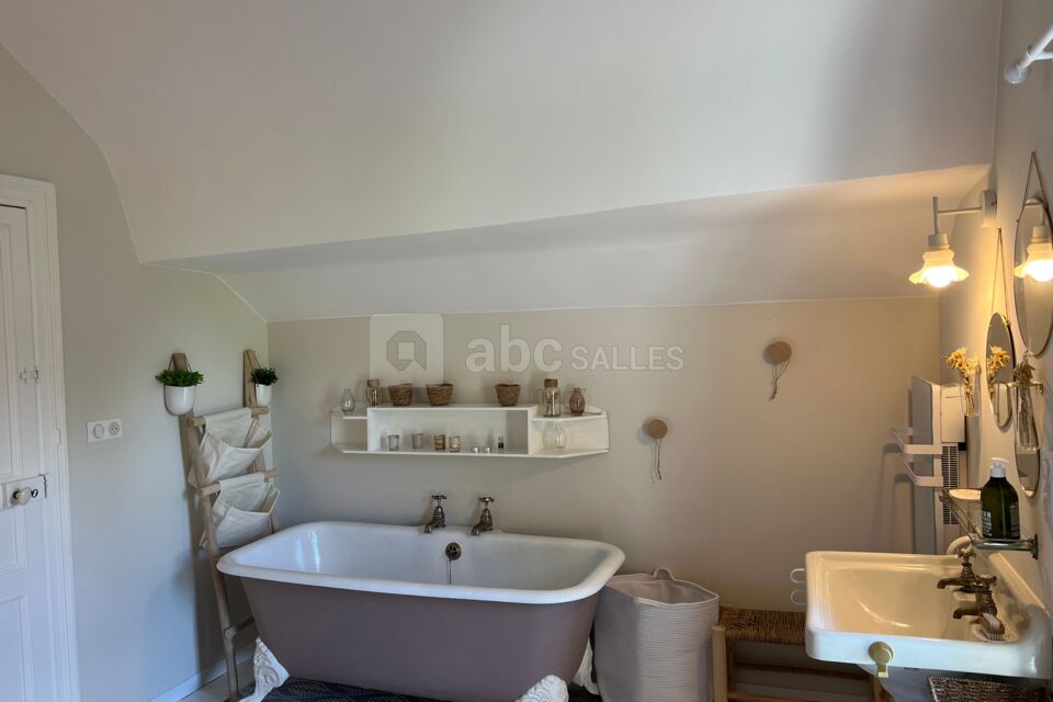 Salle de bain Tour