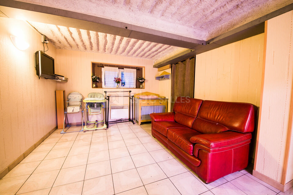 Salon