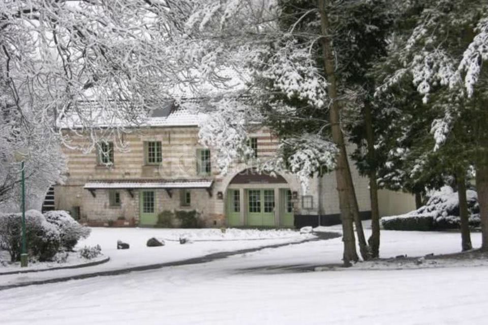 Vue extérieure sous la neige