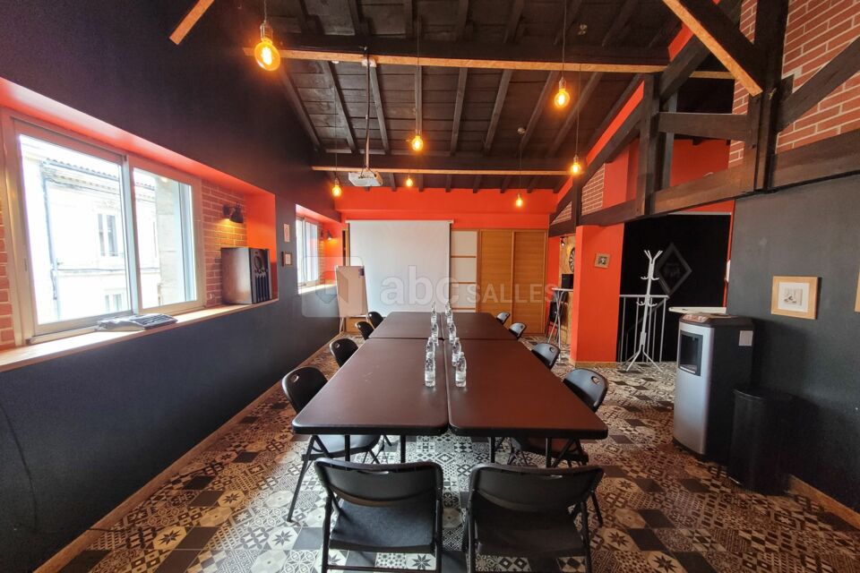 Salle de réunion (dispo en U)