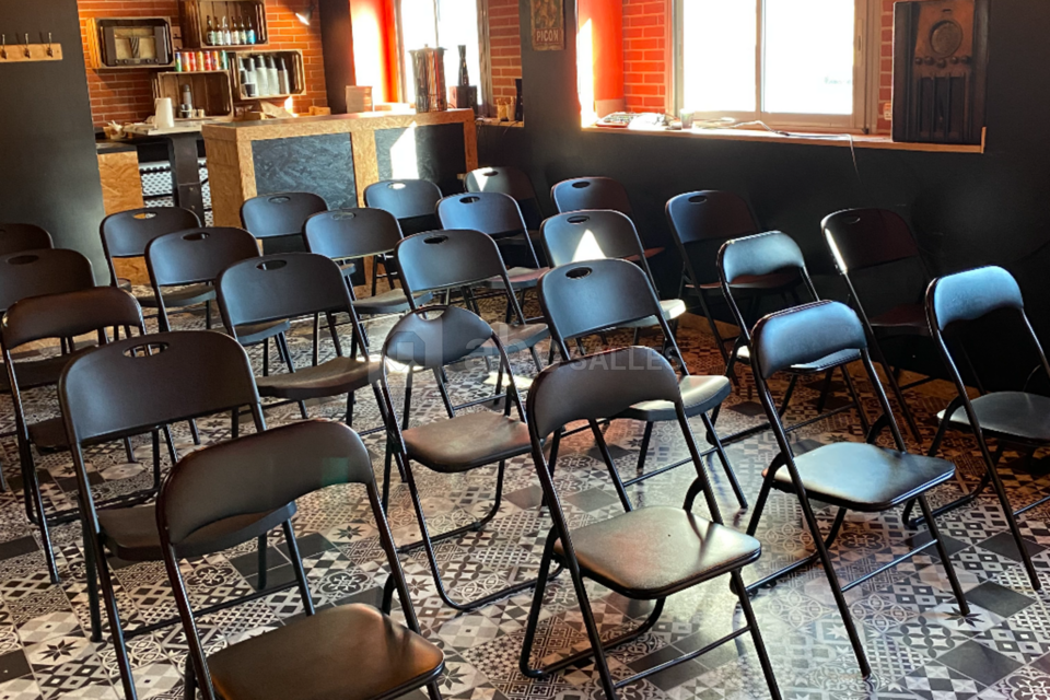 Salle de réunion (dispo théâtre)
