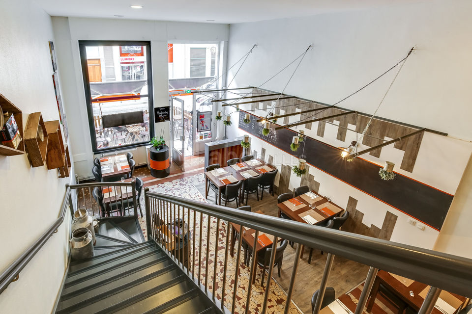 Salle du restaurant vue de la mezzanine