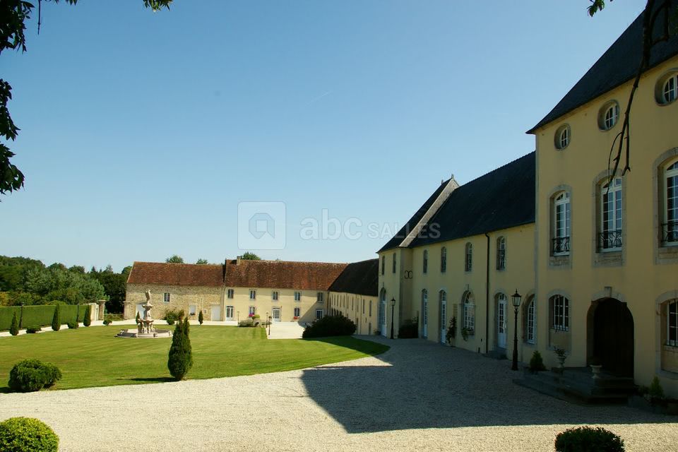Côté cour