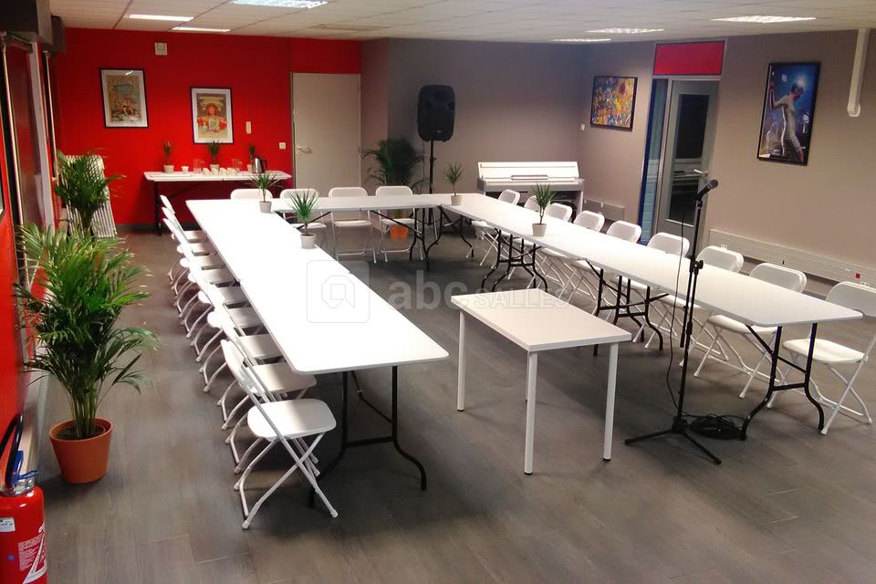 Salle de réunion agencement en U